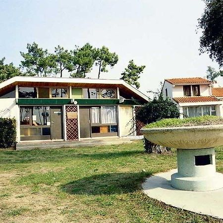 Sous Les Pins Hotell Ronce-les-Bains Exteriör bild